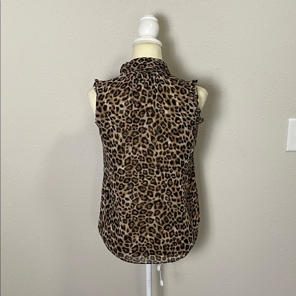 White House Black Market Chic Animal Print Ruffle Tie Neck Blouse Women's Size 6 - Picture 8 of 12